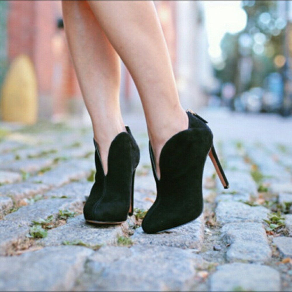 Nvr worn Sz 10 Nine West Blk booties